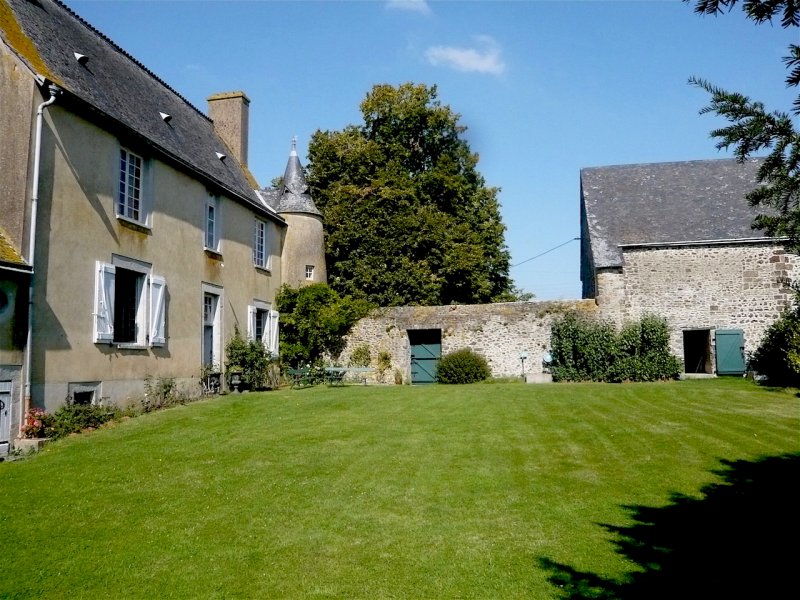 Manoir du Prieuré_53170 BAZOUGERS_24